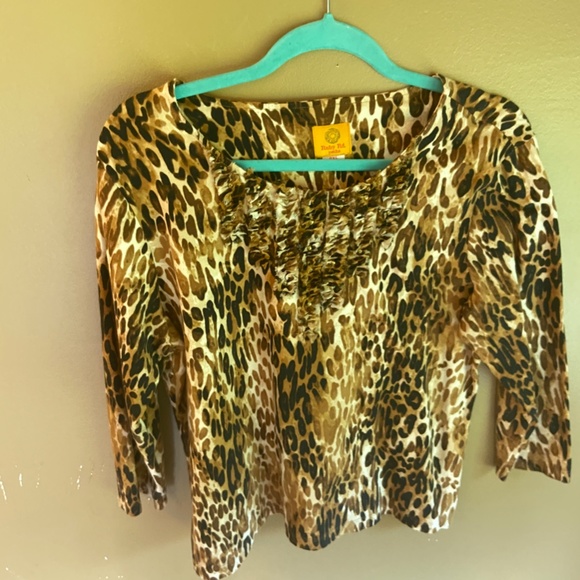 WOMEN'S PEITE PXL ANIMAL PRINT TOP RUBY RD - Picture 4 of 5